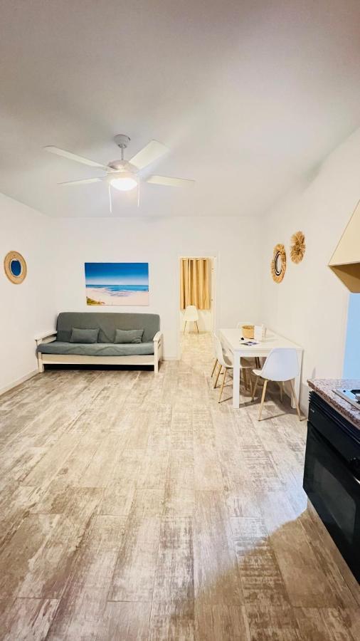 Apartamentos Verdera Es Pujols Ngoại thất bức ảnh