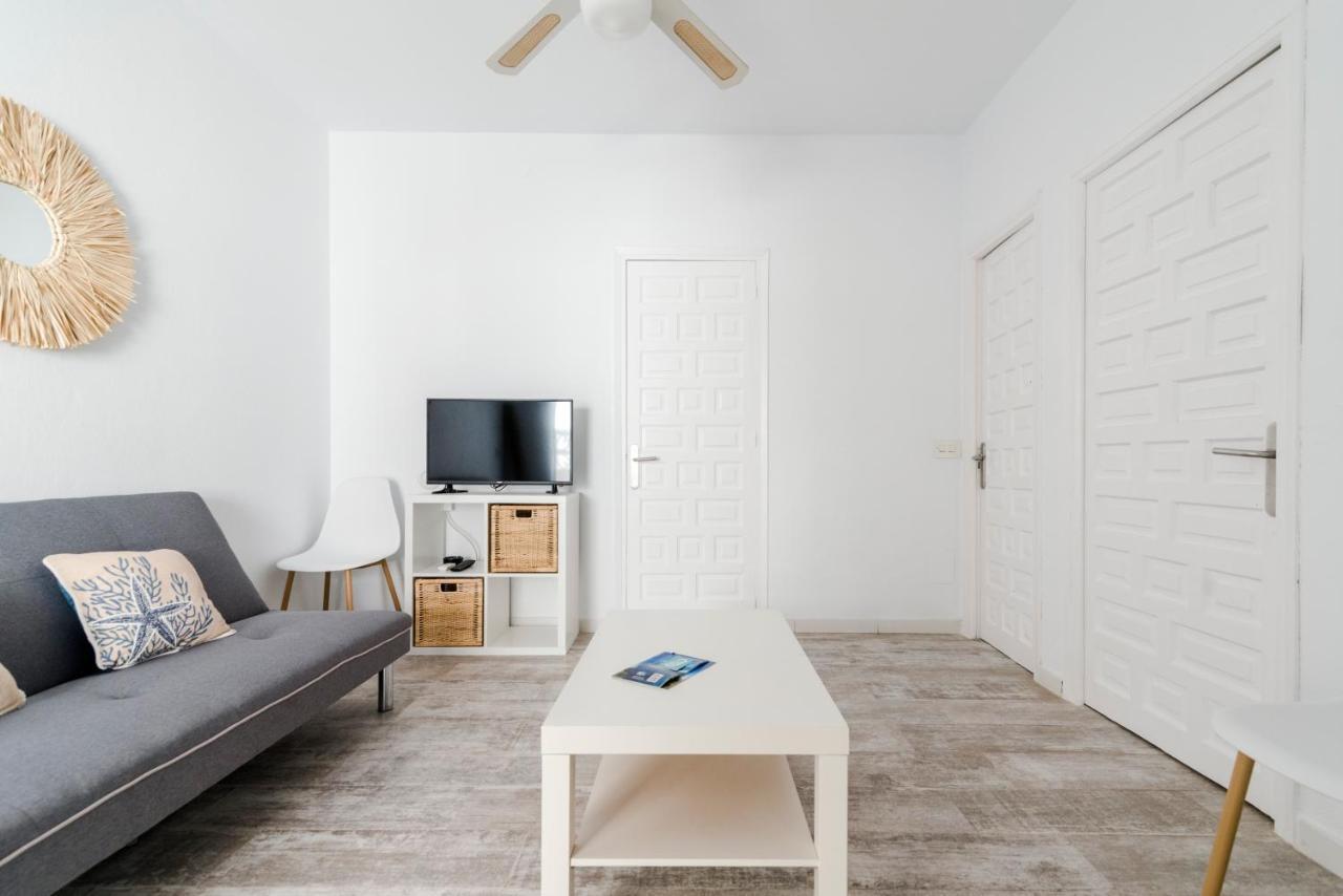 Apartamentos Verdera Es Pujols Ngoại thất bức ảnh