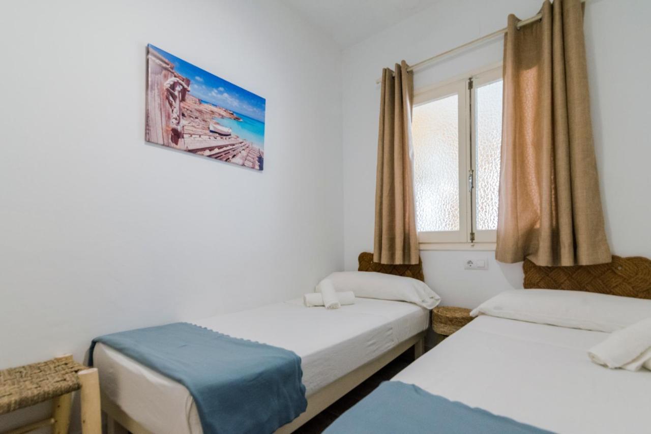 Apartamentos Verdera Es Pujols Ngoại thất bức ảnh
